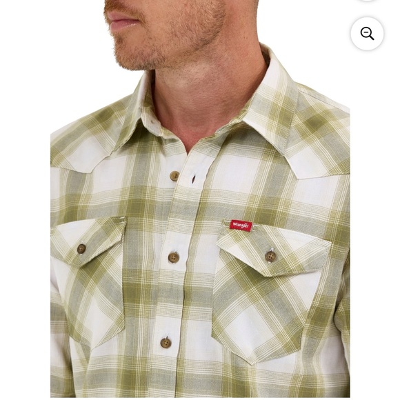Wrangler Men's Slim Fit Long Sleeve Woven Twill Shirt π Color : Loden Green - Picture 2 of 6